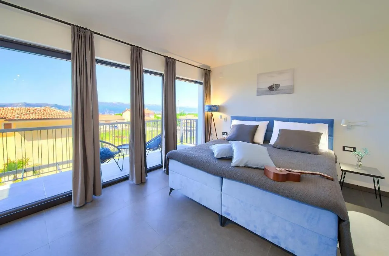 Holiday House Villa Lucija Linardići