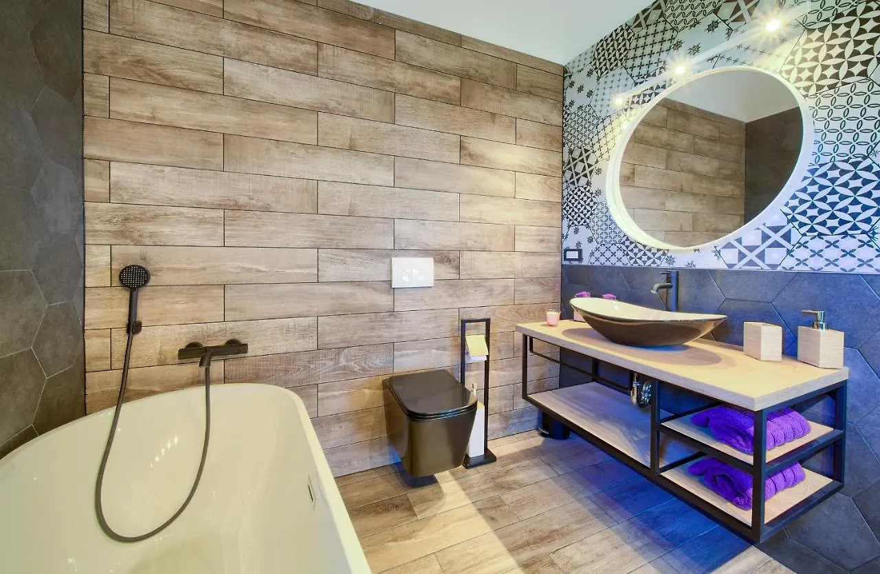 Holiday House Villa Lucija Linardići